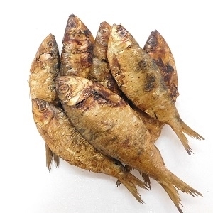 Picture of Smoked Whole Sawa (Sardinella) 100g